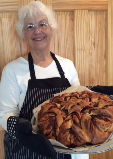 Master Baker Donna